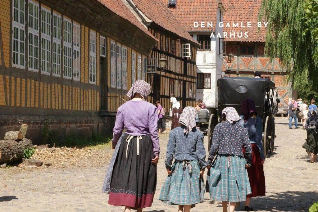Bo Med Stil Og Udsigt Til Aarhus Lystbadehavn Leilighet Eksteriør bilde