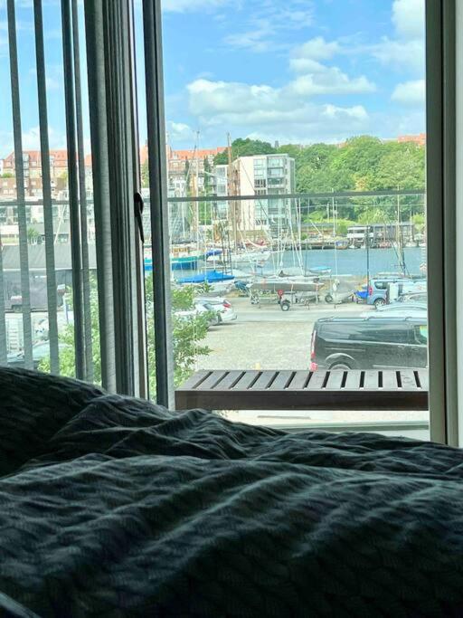 Bo Med Stil Og Udsigt Til Aarhus Lystbadehavn Leilighet Eksteriør bilde