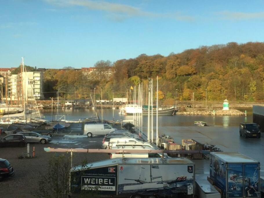Bo Med Stil Og Udsigt Til Aarhus Lystbadehavn Leilighet Eksteriør bilde